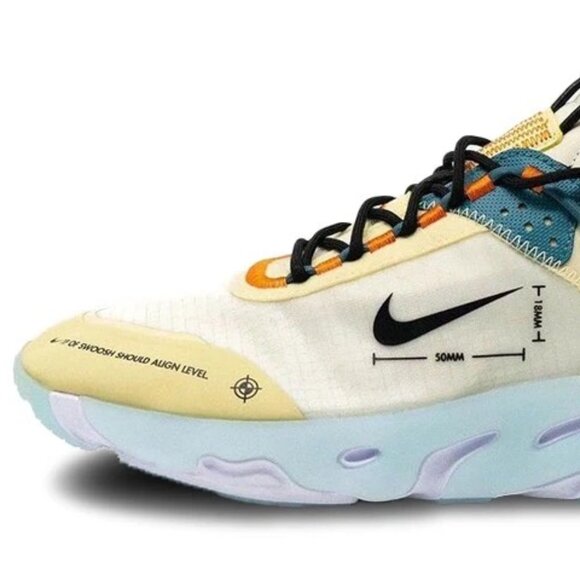 Nike React Live Running Shoes main image 4